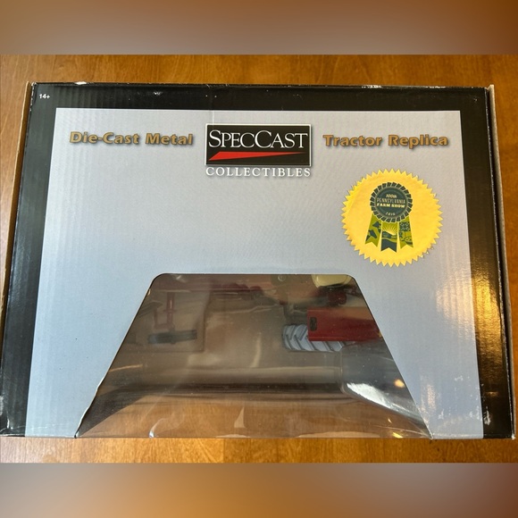 SpecCast Farmall 504 1:16 100th Ann Edition - Picture 5 of 12